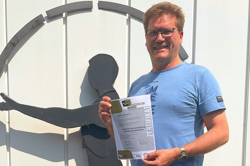 ZVDH-zertifizierter Photovoltaik Manager fürs Dachdeckerhandwerk Matthias Schomberg
